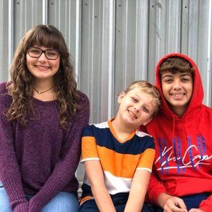 Meet your Posher, Whitney